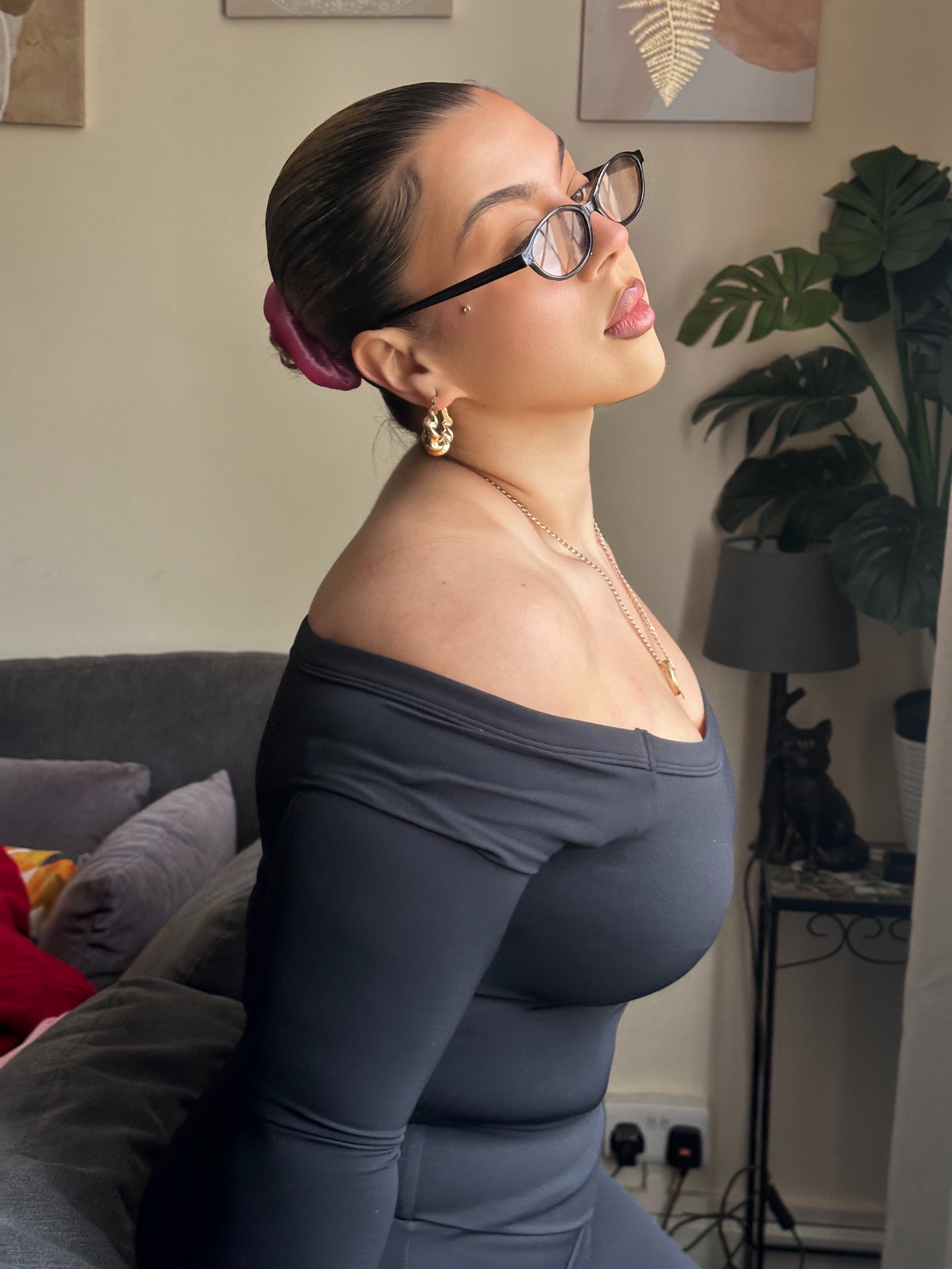 Off-Shoulder Set